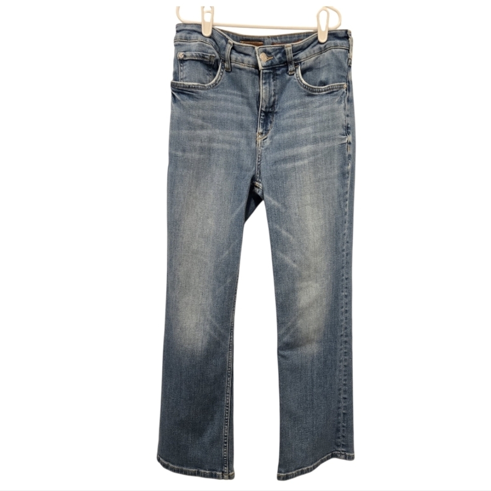 Pilcro Anthropologie The Yaya Kick Flare Jeans High Rise Crop Light Wash Size 28